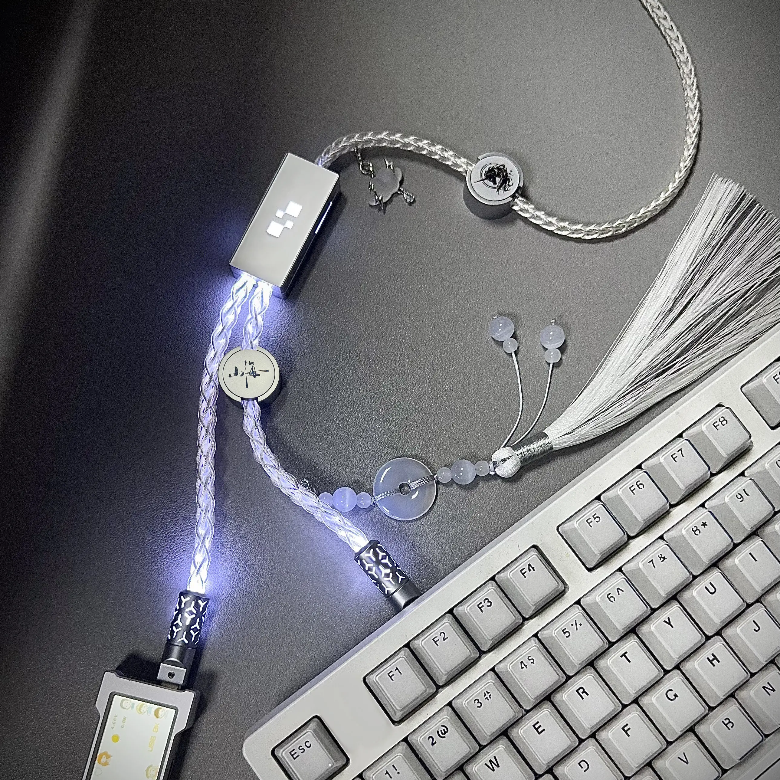 Shine Customize Glowing Coiled Keyboard Cable Braided Unicorn Limited Edition Aviator Connector For Mechanical Gaming Keyboard
Shine Customize Glowing Coiled Keyboard Cable Braided Unicorn Limited Edition Aviator Connector For Mechanical Gaming Keyboard