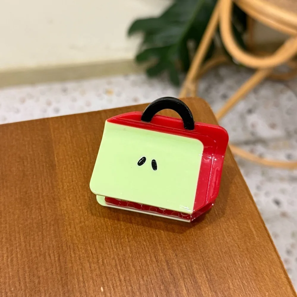 Необычная мультяшная сумка для волос, коготь, водостойкая корейская стильная акриловая заколка для волос с цветком, красочные заколки в виде акулы с уксусной кислотой, женские зажимы
Необычная мультяшная сумка для волос, коготь, водостойкая корейская стильная акриловая заколка для волос с цветком, красочные заколки в виде акулы с уксусной кислотой, женские зажимы