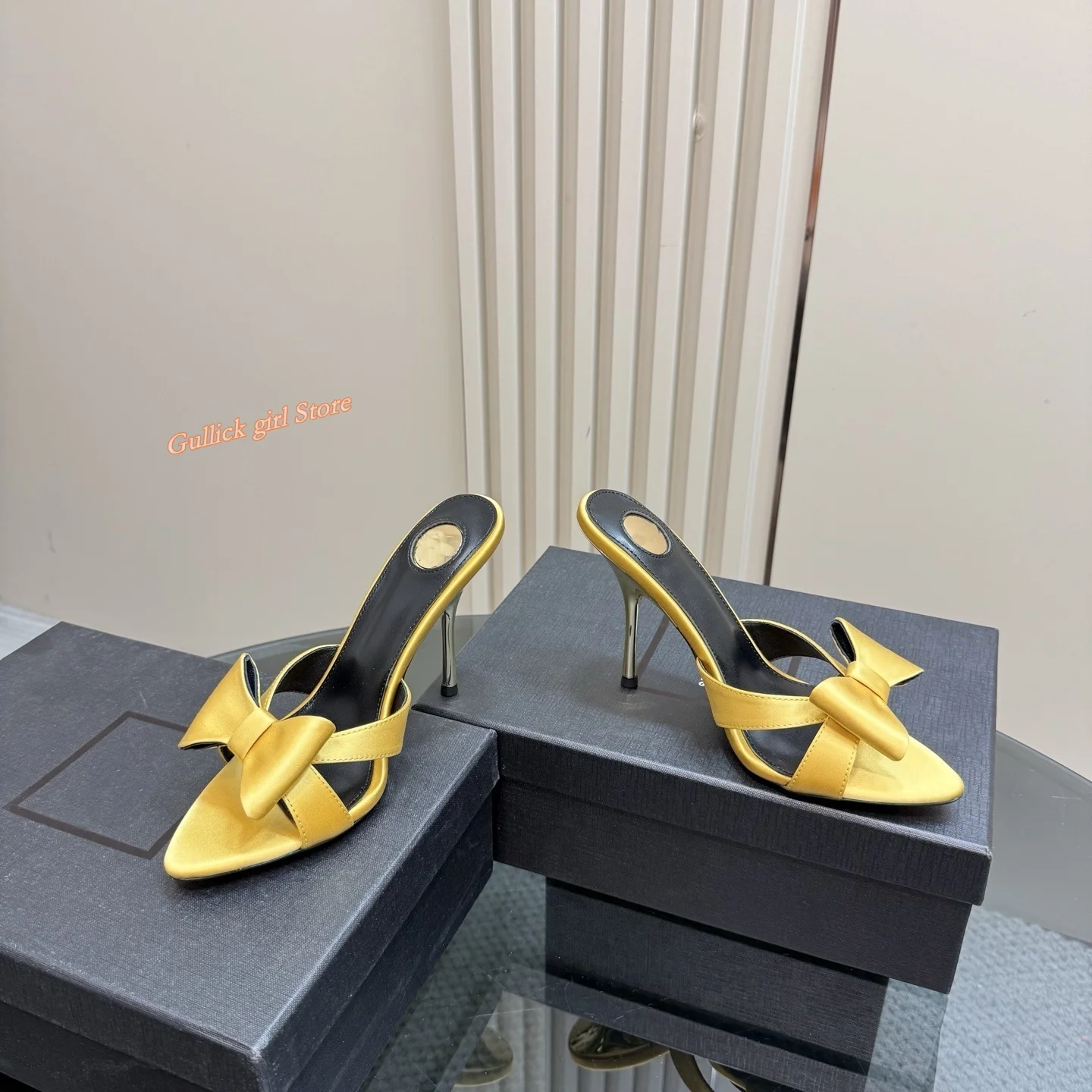 Satin Butterfly Knot High Heel Slippers Sexy Pointy Toe Slip On Runway 2026 Summer Spring Women Dress Shoes Red Green
Satin Butterfly Knot High Heel Slippers Sexy Pointy Toe Slip On Runway 2026 Summer Spring Women Dress Shoes Red Green