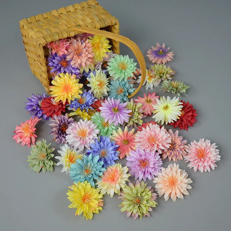 100PCS Artificial Small Chrysanthemum Silk Fabric Flower Head Wedding Wall Bouquet Garden Wreath Decoration DIY Hat Accessories
100PCS Artificial Small Chrysanthemum Silk Fabric Flower Head Wedding Wall Bouquet Garden Wreath Decoration DIY Hat Accessories