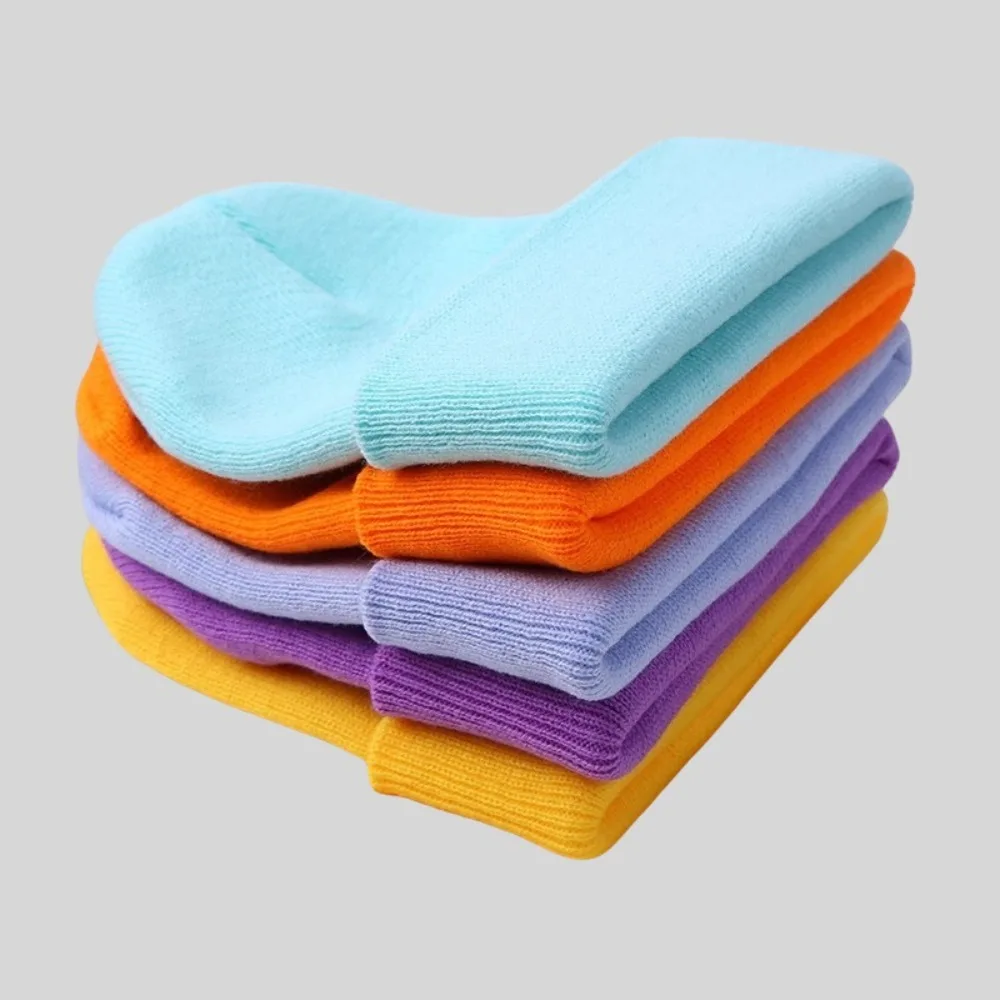 Solid-colored knitted cap, versatile and fashionable pullover hat, warm hat for autumn and winter
Solid-colored knitted cap, versatile and fashionable pullover hat, warm hat for autumn and winter
