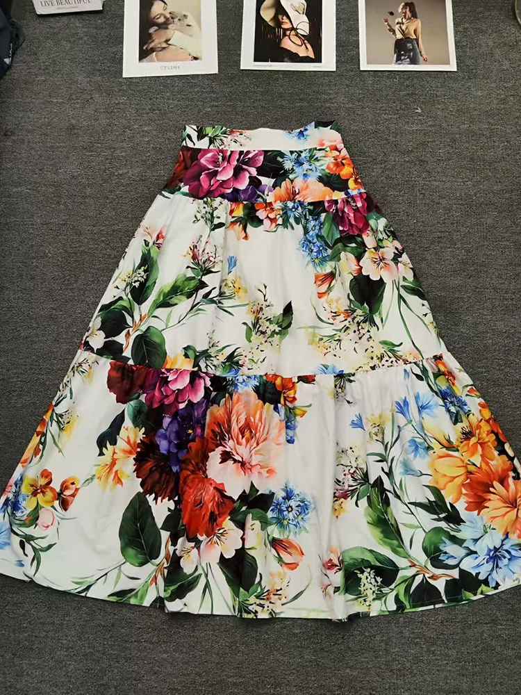 Retro printed halter top short shirt two-piece set for summer 2025 women's wear + High-waisted pleated A-line skirt fashion set
Retro printed halter top short shirt two-piece set for summer 2025 women's wear + High-waisted pleated A-line skirt fashion set