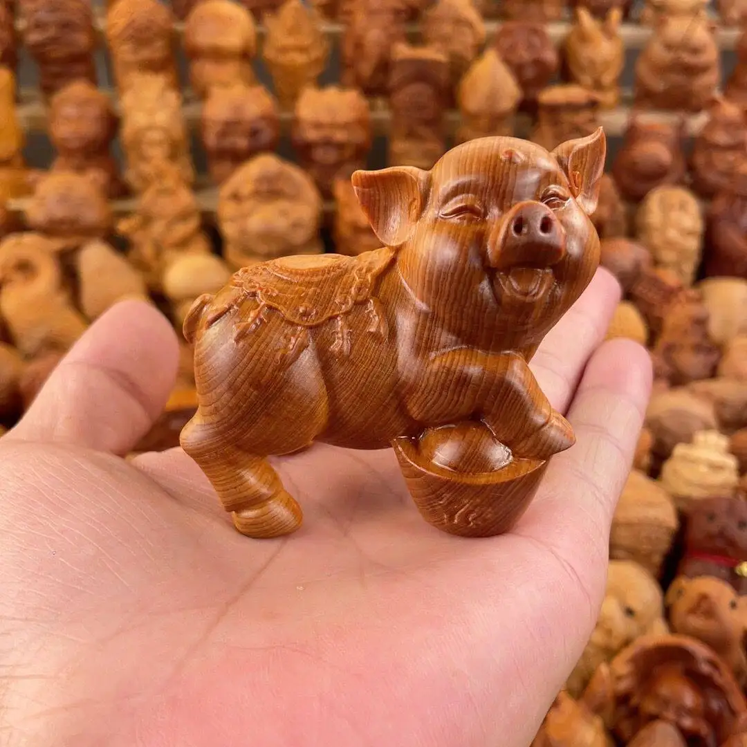 Natural Cliff Cypress Wood Carving Zodiac Pig Lucky Pig Mini ornament Handle piece Home Decoration handicraft
Natural Cliff Cypress Wood Carving Zodiac Pig Lucky Pig Mini ornament Handle piece Home Decoration handicraft