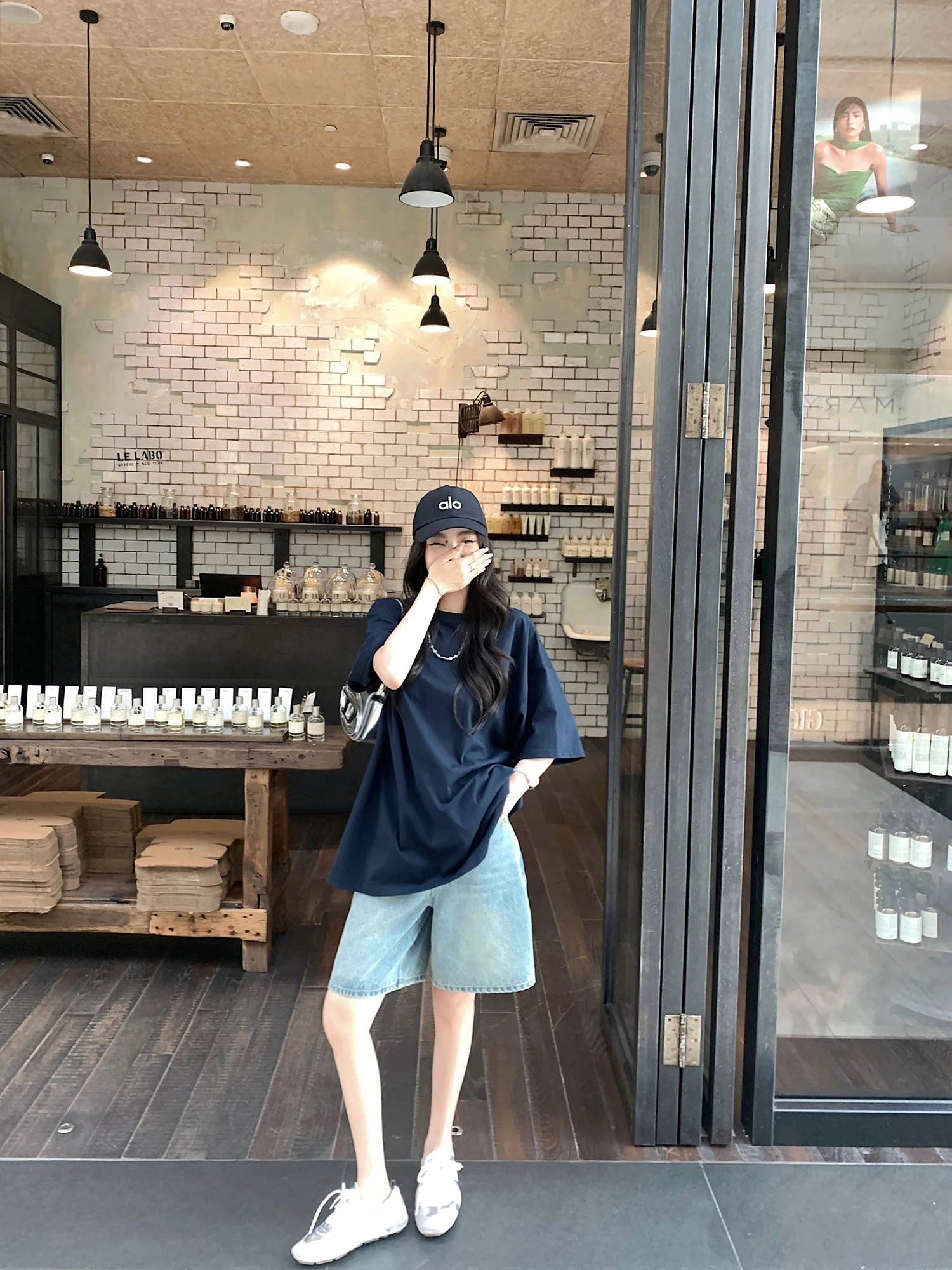 Fashionable White Washed Denim Pants for Boys Cotton Straight Leg Jeans Summer Trendy Clothing Natural Waist Micro Stretch
Fashionable White Washed Denim Pants for Boys Cotton Straight Leg Jeans Summer Trendy Clothing Natural Waist Micro Stretch