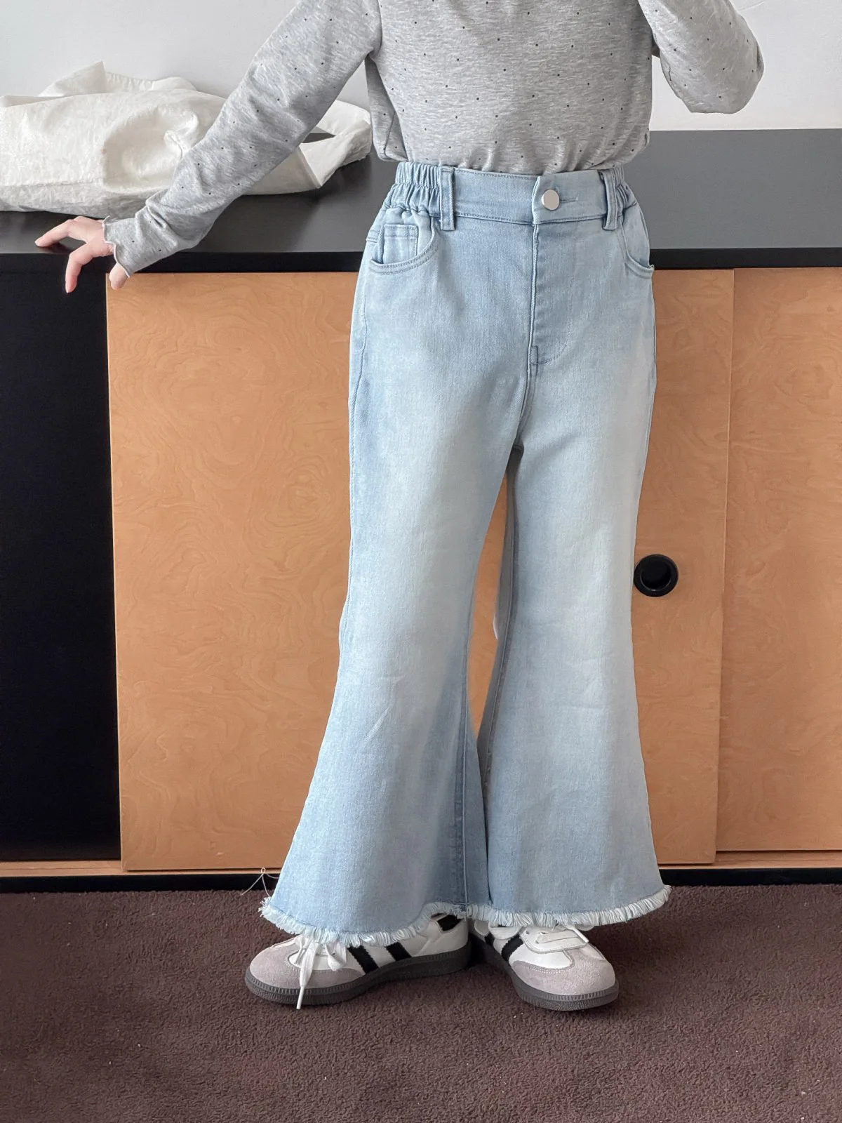 Girls Denim Flared Pants 2025 Spring New Elastic Baby Girls Jeans Children's Trousers Pants
Girls Denim Flared Pants 2025 Spring New Elastic Baby Girls Jeans Children's Trousers Pants