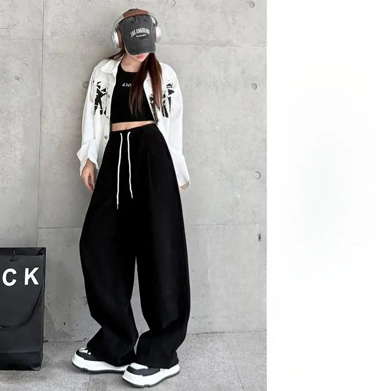 Широкие брюки, уличная одежда, женские весенние брюки из полиэстера со складками, кавайный пояс, молодежная городская тренировка, сращивание, с высокой талией, в комплекте
Широкие брюки, уличная одежда, женские весенние брюки из полиэстера со складками, кавайный пояс, молодежная городская тренировка, сращивание, с высокой талией, в комплекте