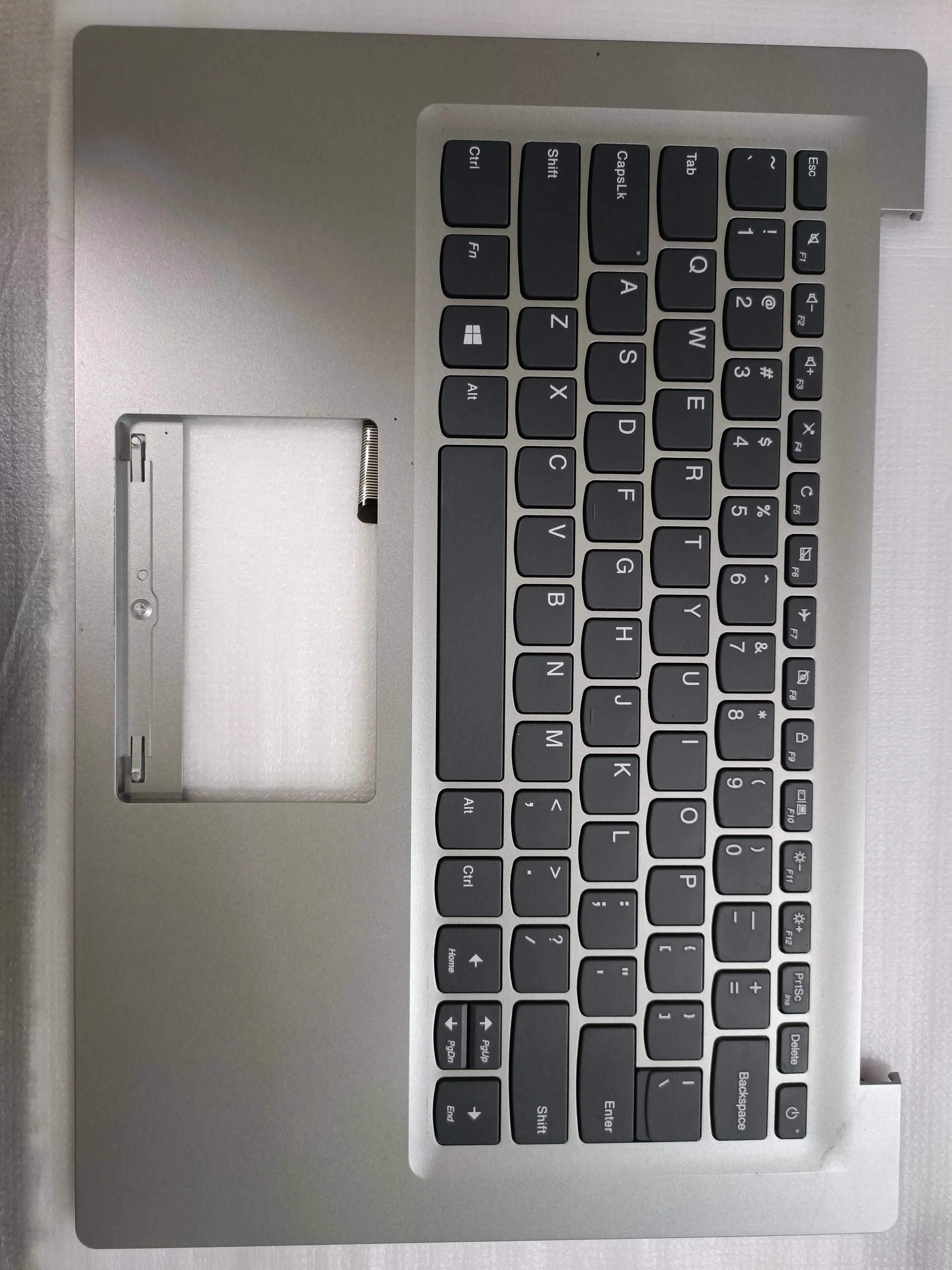 Used Original for Lenovo Ideapad 120S-14IAP S130-14IGM with C-case Top Keyboard Cover
Used Original for Lenovo Ideapad 120S-14IAP S130-14IGM with C-case Top Keyboard Cover