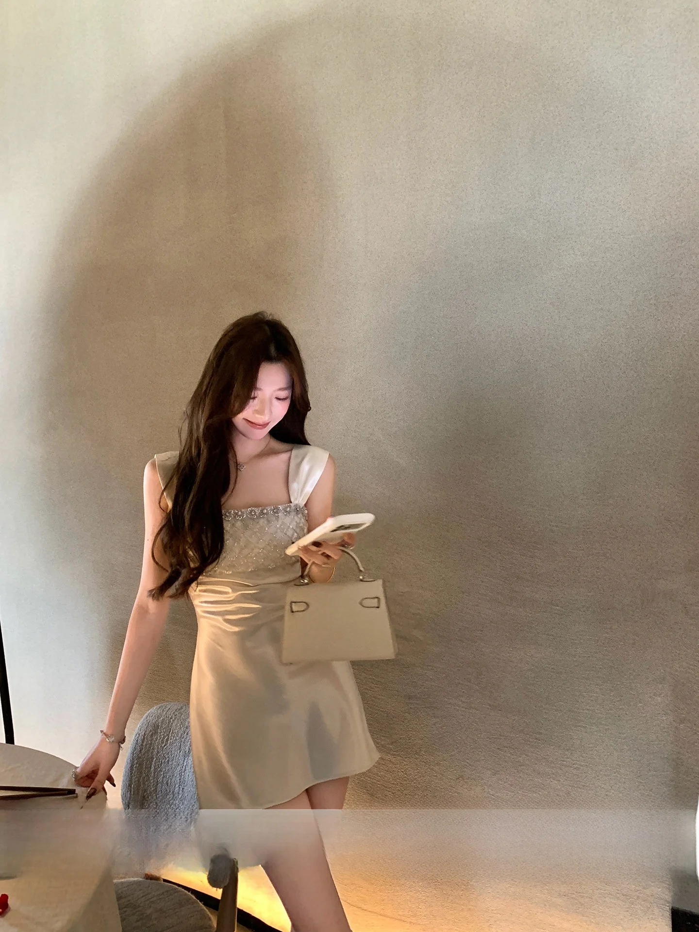 YOLI Zhang Yuli Sparkling Evening White Square Collar Dress Women's Spring Lightweight Luxury Slimming Short Skirt
YOLI Zhang Yuli Sparkling Evening White Square Collar Dress Women's Spring Lightweight Luxury Slimming Short Skirt