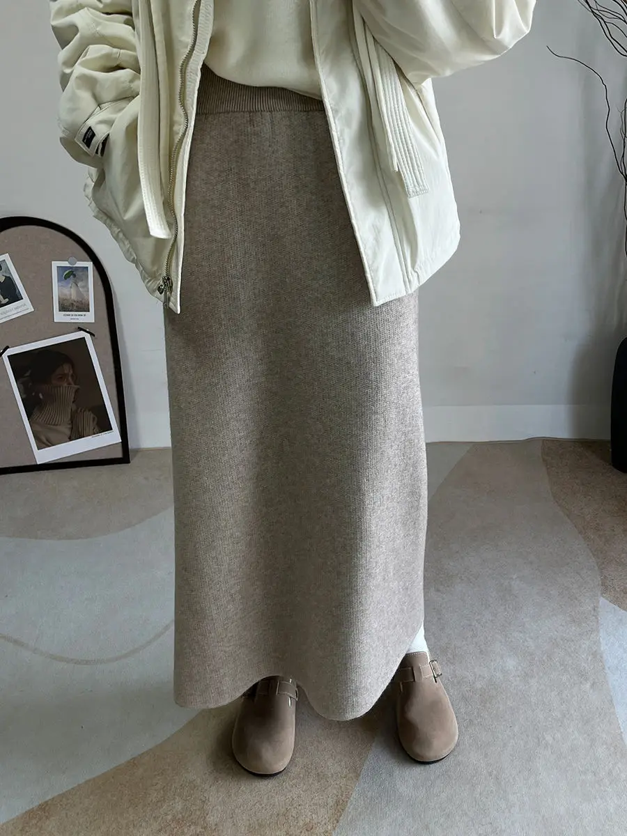 Women Winter Thicken Maxi Skirt Warm High Waist Plush Velvet Lined Soild A-LINE Skirt Fashion Casual Outfits 2024 Office Lady
Women Winter Thicken Maxi Skirt Warm High Waist Plush Velvet Lined Soild A-LINE Skirt Fashion Casual Outfits 2024 Office Lady