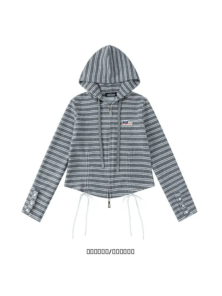 Brand Women's Slim Fit Hoodie Cardigan Small Outerwear Striped Dstring Design Simple Korean Sle Cotton Sweatirt
Brand Women's Slim Fit Hoodie Cardigan Small Outerwear Striped Dstring Design Simple Korean Sle Cotton Sweatirt