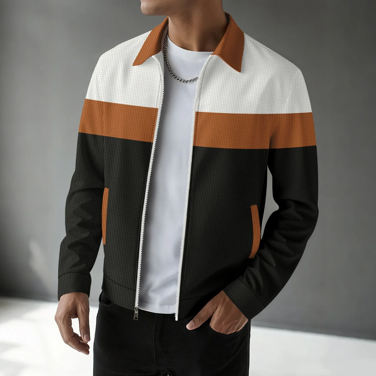 2025 Trendy men's patchwork jacket with lapel and zipper design waffle check color contrast coat daily casual style
2025 Trendy men's patchwork jacket with lapel and zipper design waffle check color contrast coat daily casual style
