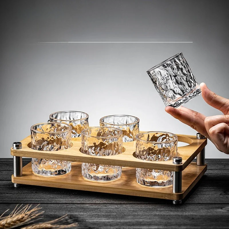 High End Crystal Whiskey Glasses Set Chinese Style Home Use Beer And Hard Liquor Cups Two Oz Creative Luxury Drinkware Set
High End Crystal Whiskey Glasses Set Chinese Style Home Use Beer And Hard Liquor Cups Two Oz Creative Luxury Drinkware Set