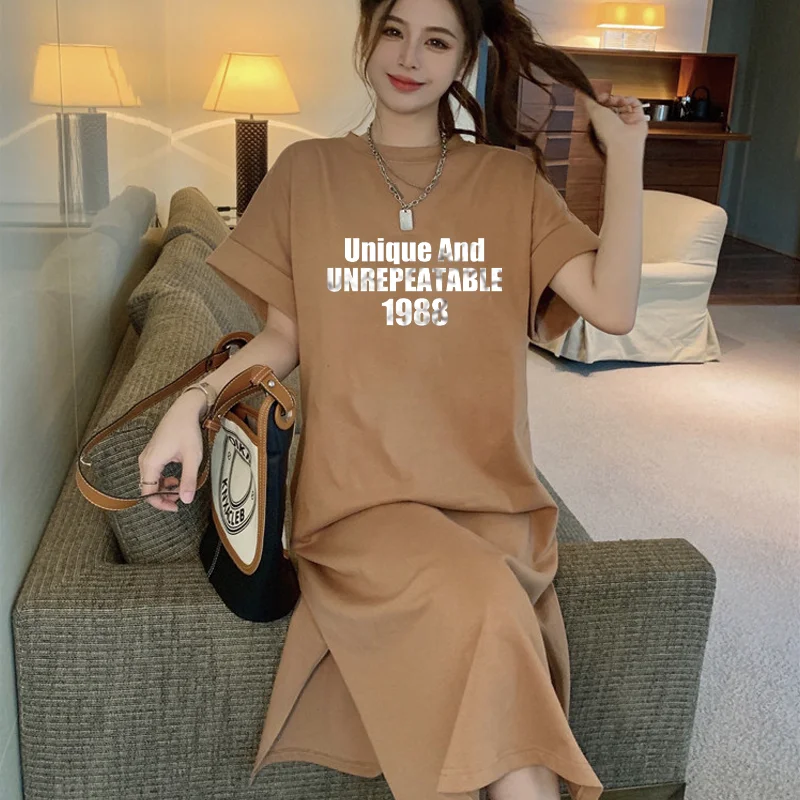 Women Casual T-shirt Dress Summer Short Sleeve Letter Print Long Maxi Dress O-neck Split Hem Brown Cotton Loungewear
Women Casual T-shirt Dress Summer Short Sleeve Letter Print Long Maxi Dress O-neck Split Hem Brown Cotton Loungewear