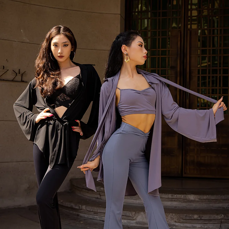 Women Long Sleeved Latin Dance Shirt Adults Ballroom Dance Competition Tops Female Samba Tango Dance Practice Wear DWY9575
Women Long Sleeved Latin Dance Shirt Adults Ballroom Dance Competition Tops Female Samba Tango Dance Practice Wear DWY9575