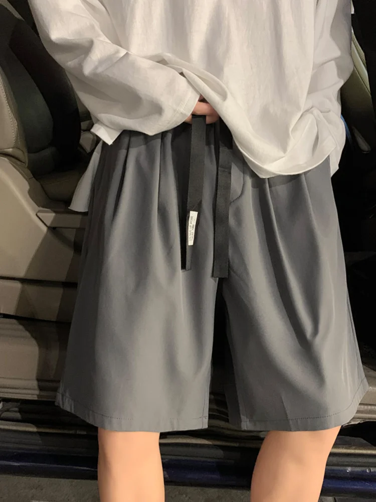 Летние шорты из ледяного шелка свободного кроя для мальчиков, прямые, белые, повседневные, спортивные, длиной до колена, модные, молодежные, из полиэфирного волокна
Летние шорты из ледяного шелка свободного кроя для мальчиков, прямые, белые, повседневные, спортивные, длиной до колена, модные, молодежные, из полиэфирного волокна