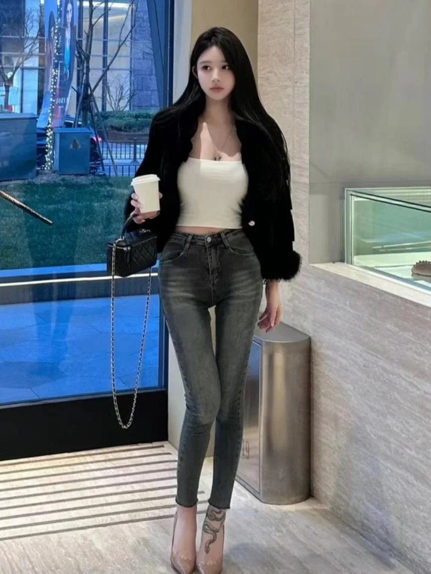 Slimming High Waist Blue Grey Faded Denim Jeans Women's Spring Autumn High Elasticity Nine Points Pants Korean Style
Slimming High Waist Blue Grey Faded Denim Jeans Women's Spring Autumn High Elasticity Nine Points Pants Korean Style