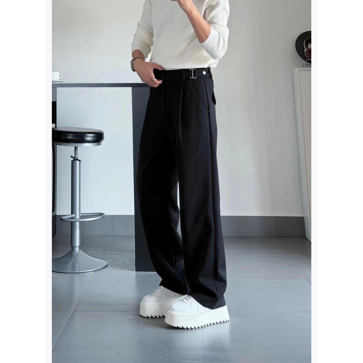 Cleanfit American Sle Pleated Loose Casual Pants Men's Vintage Street Straight Leg Trousers Busin Gentleman Polyester Fiber
Cleanfit American Sle Pleated Loose Casual Pants Men's Vintage Street Straight Leg Trousers Busin Gentleman Polyester Fiber