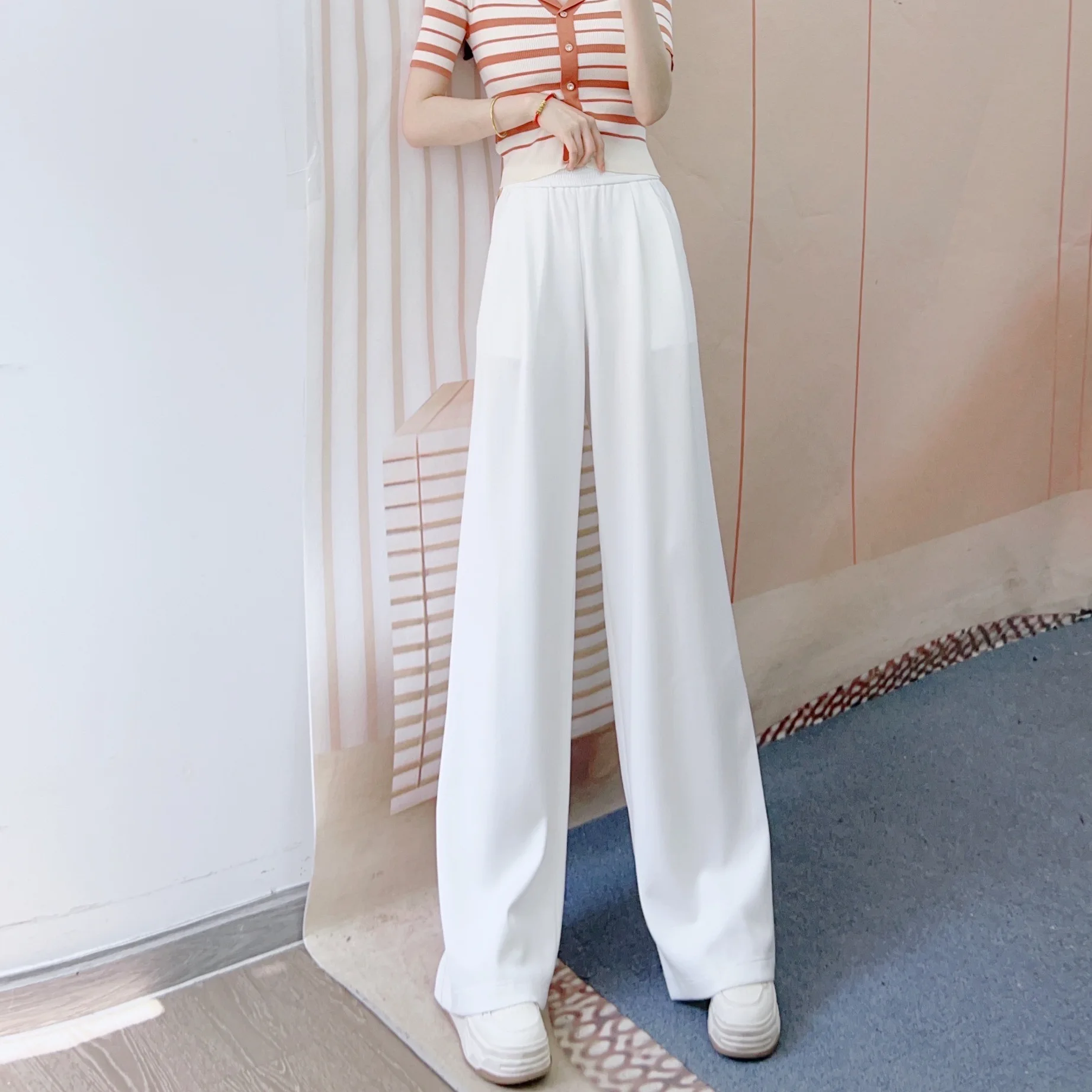 Slim Fit Casual Wide Leg Pants For Women, Elastic Waist, Hidden Slim Fit, Hanging Loose Straight Leg Pants
Slim Fit Casual Wide Leg Pants For Women, Elastic Waist, Hidden Slim Fit, Hanging Loose Straight Leg Pants