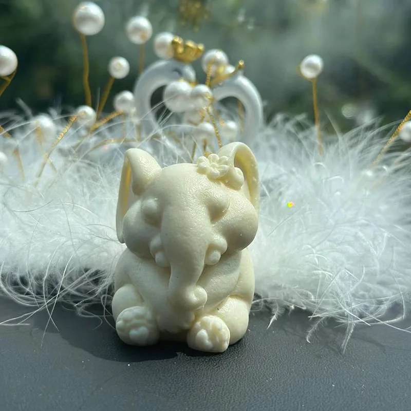 Ivory Nut Shame Elephant Handle Playing Lucky Elephant Decorations Car and Office Decoration Crafts Gift
Ivory Nut Shame Elephant Handle Playing Lucky Elephant Decorations Car and Office Decoration Crafts Gift