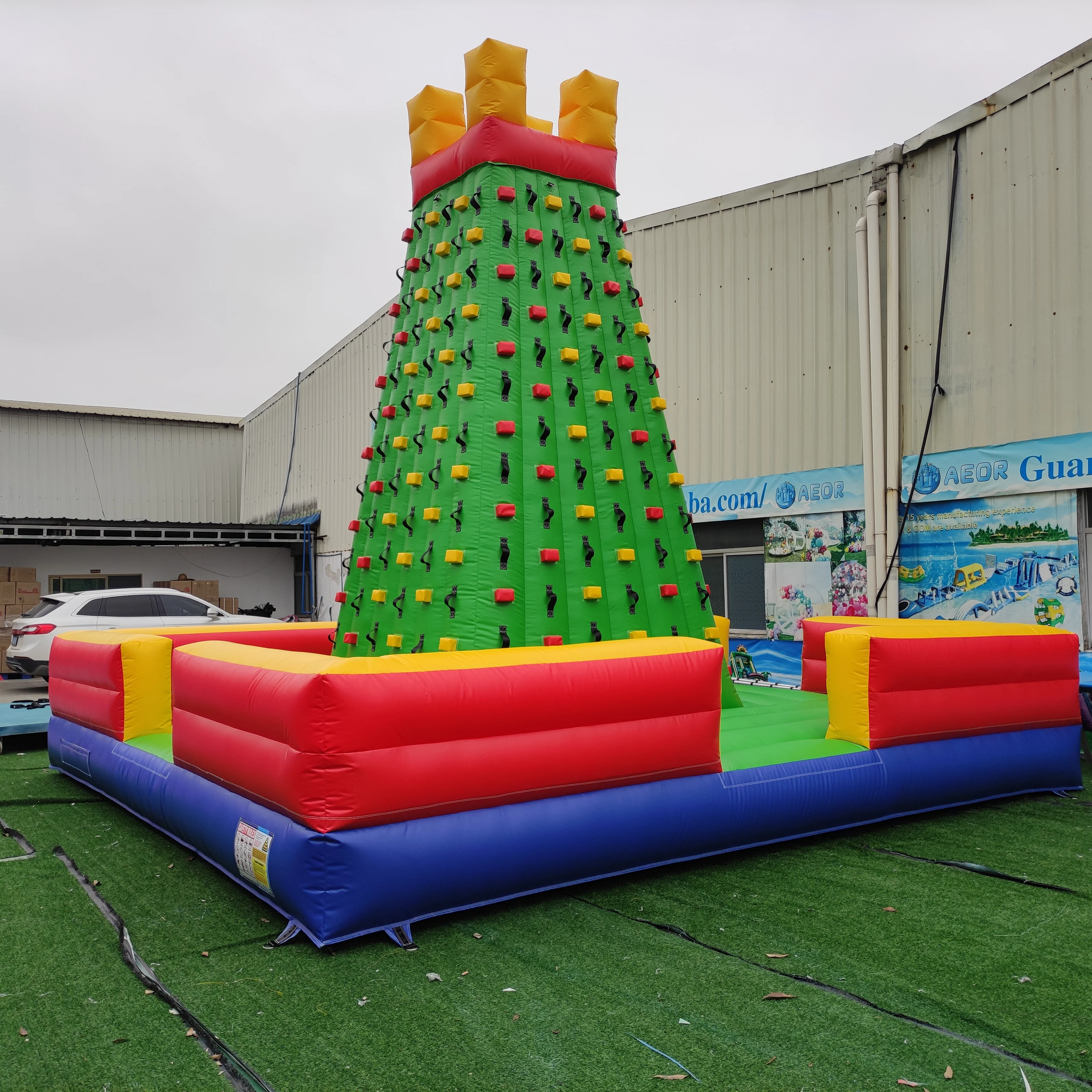 Outdoor Inflatable Rock Climbing Wall With Slide for Adults and Kids Amusement Park Games Indoor
Outdoor Inflatable Rock Climbing Wall With Slide for Adults and Kids Amusement Park Games Indoor