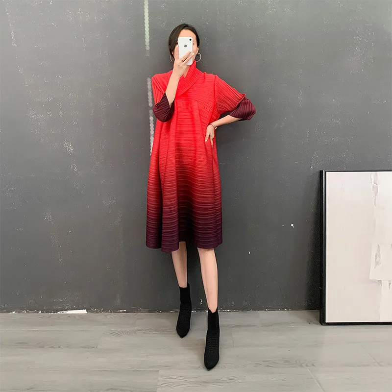 Ansman 2023 Woman Miyake Pleated Seven Sleeve Dress Purple Gradient Design Lapel Collar Over Size Casual Style Autumn Fashion
Ansman 2023 Woman Miyake Pleated Seven Sleeve Dress Purple Gradient Design Lapel Collar Over Size Casual Style Autumn Fashion