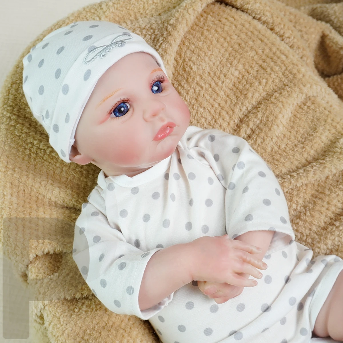 Newborn Realistic Baby Doll - Realistic Sleep Realistic Baby Doll Girl with Soft Fabric Body Toy Accessories Children's Playmate
Newborn Realistic Baby Doll - Realistic Sleep Realistic Baby Doll Girl with Soft Fabric Body Toy Accessories Children's Playmate