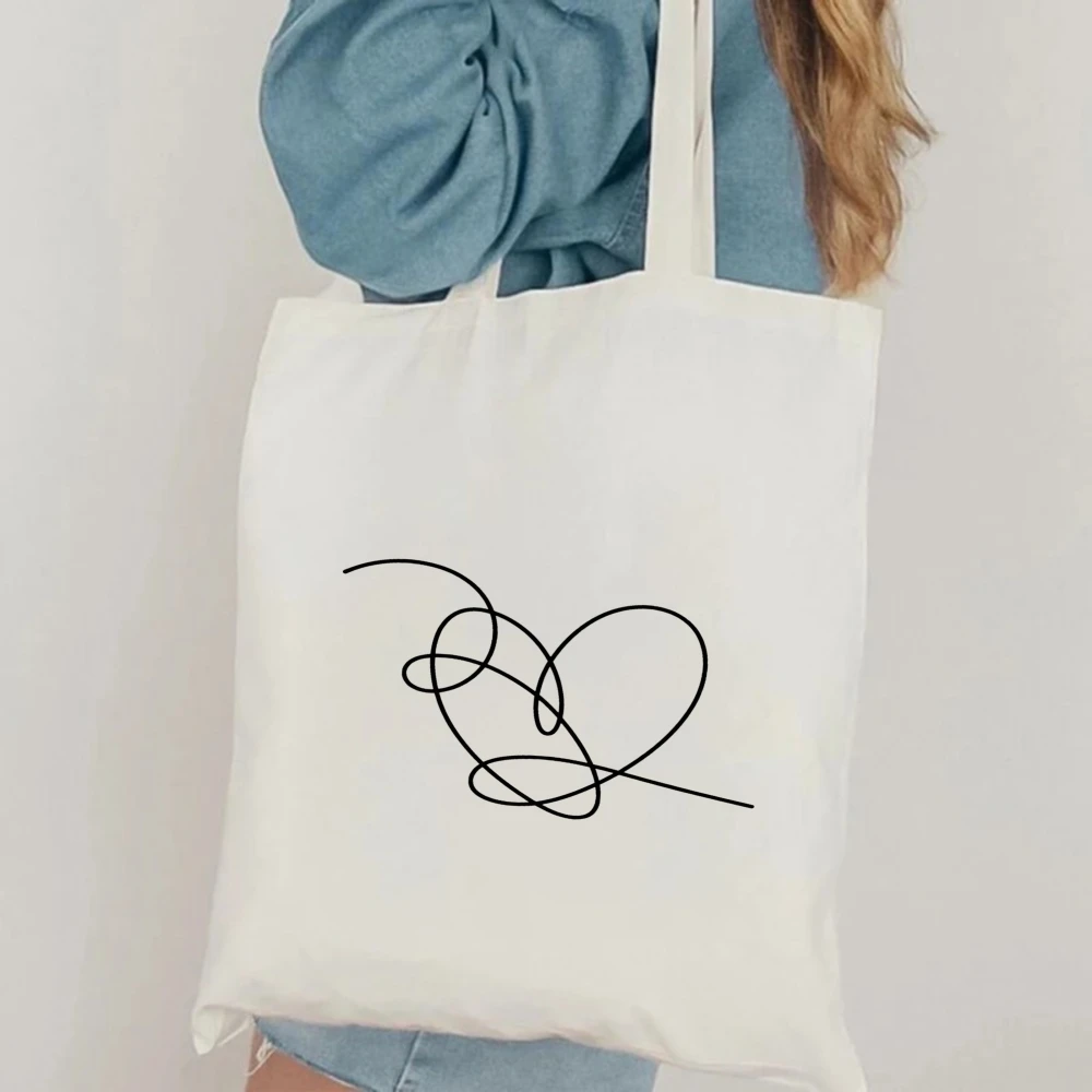 Minimalist Line Art Heart Canvas Tote Bag, Abstract Love Print Shoulder Bag for Casual Style
Minimalist Line Art Heart Canvas Tote Bag, Abstract Love Print Shoulder Bag for Casual Style