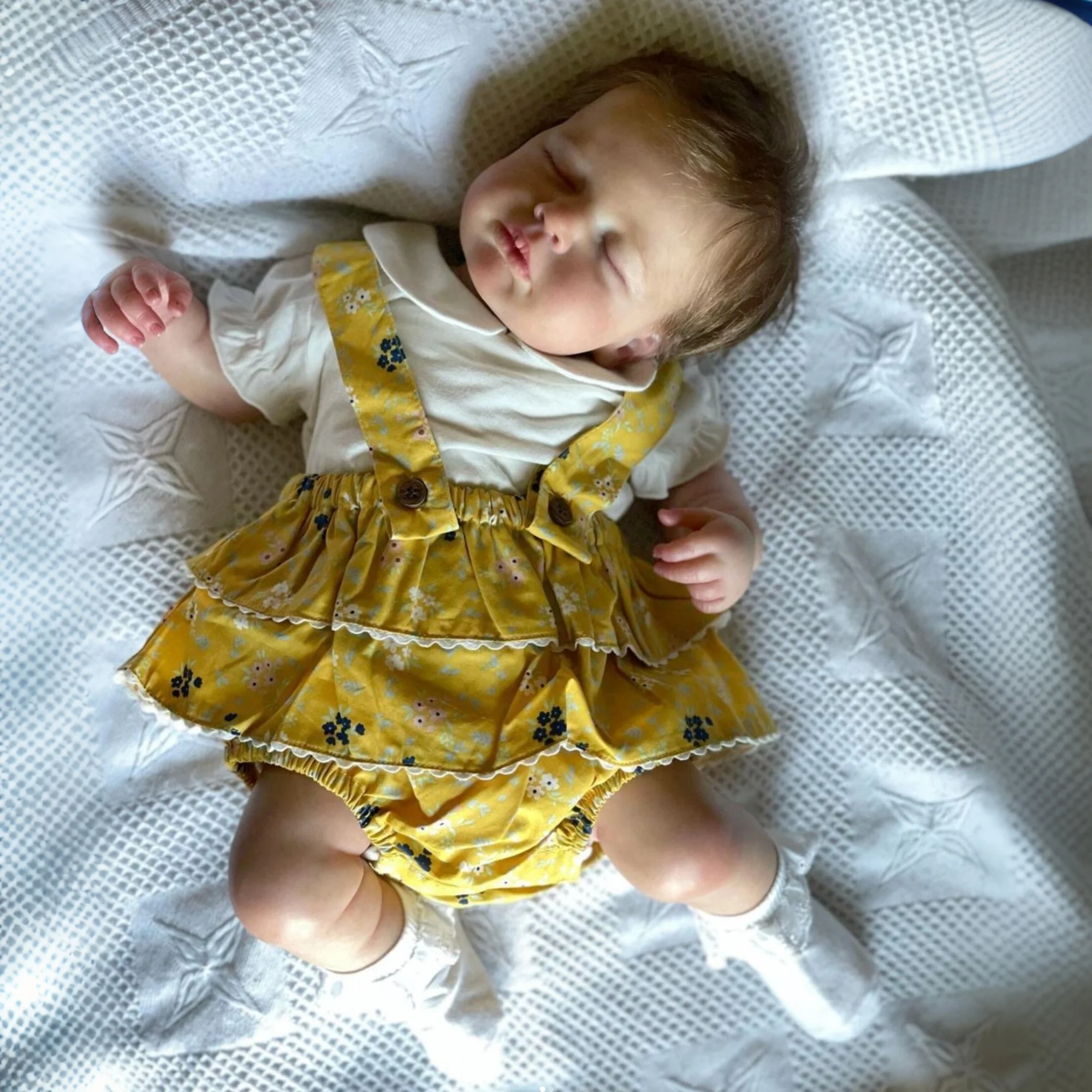 48 СМ Полный виниловый корпус Reborn Girl Baby Doll Игрушка 3D-краска кожи с венами для девочки Реалистичная кукла Bebe Игрушка для купания Подарок на день рождения
48 СМ Полный виниловый корпус Reborn Girl Baby Doll Игрушка 3D-краска кожи с венами для девочки Реалистичная кукла Bebe Игрушка для купания Подарок на день рождения