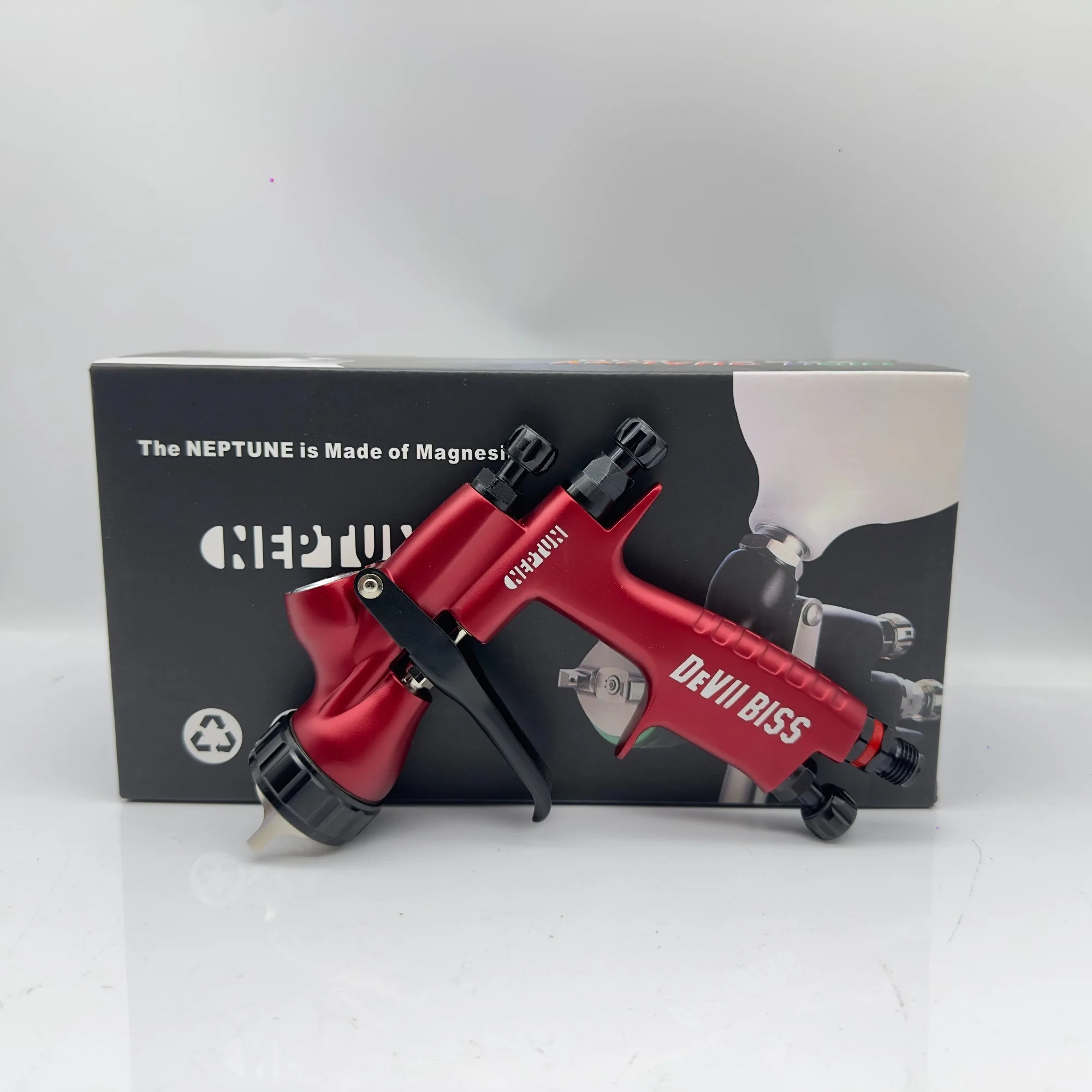 Devllbiss Neptune Davis Spray Gun Upper Cup 1.3mm High Atomization Automotive Paint Spray Gun
Devllbiss Neptune Davis Spray Gun Upper Cup 1.3mm High Atomization Automotive Paint Spray Gun