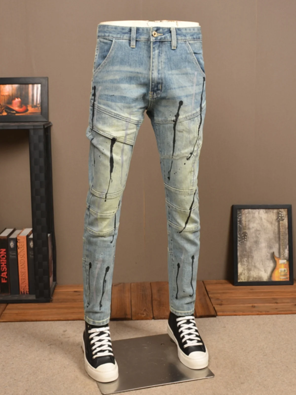 Мужские джинсы из денима с эффектом потертости и разноцветными вставками, осенне-зимние, светлые, эластичные, облегающие, модные, брендовые, в стиле Haome Street, с эффектом потертости...
Мужские джинсы из денима с эффектом потертости и разноцветными вставками, осенне-зимние, светлые, эластичные, облегающие, модные, брендовые, в стиле Haome Street, с эффектом потертости...