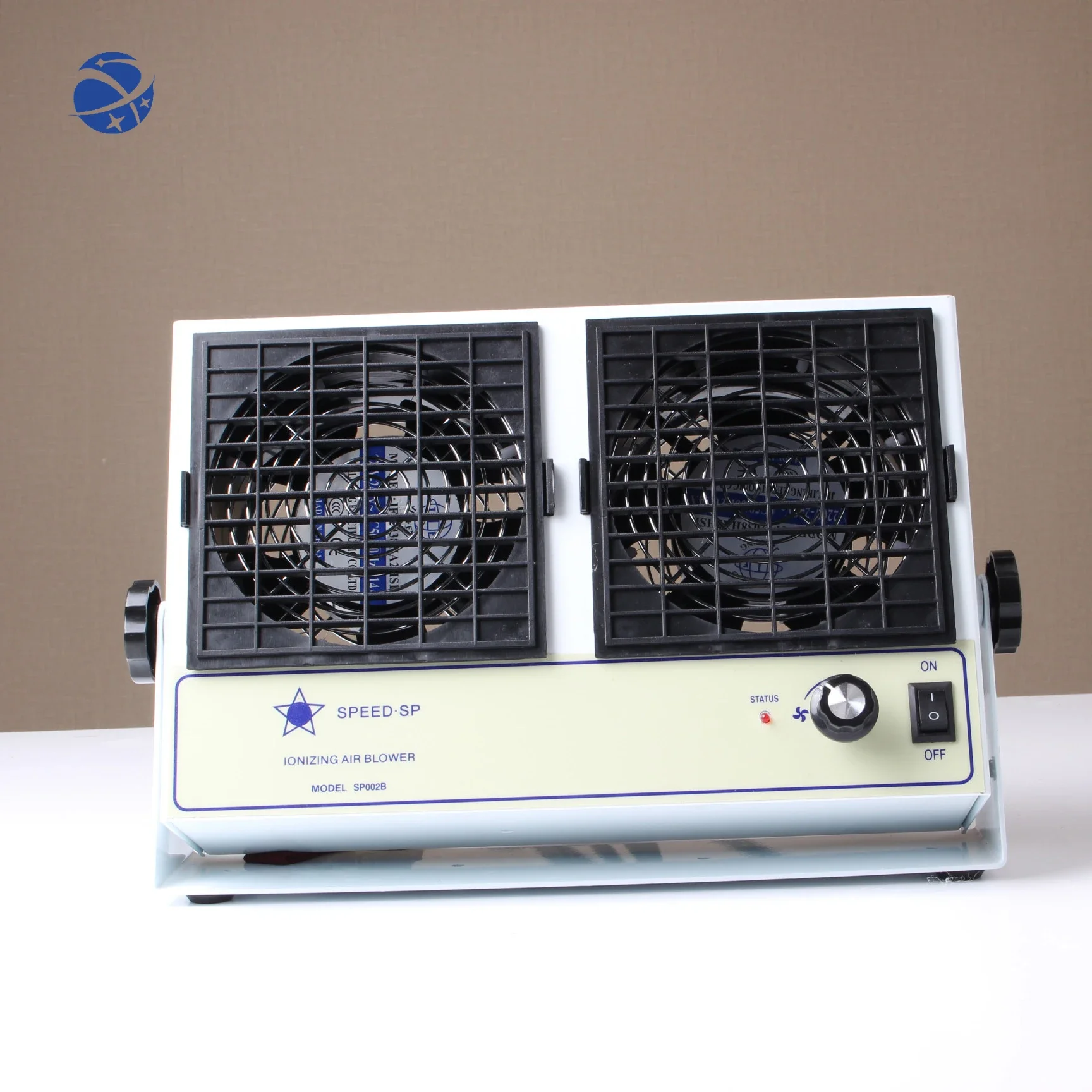 SP002B Ionizing air Blower Horizontal Addition to Electrostatic Fan PC Static Eliminator
SP002B Ionizing air Blower Horizontal Addition to Electrostatic Fan PC Static Eliminator