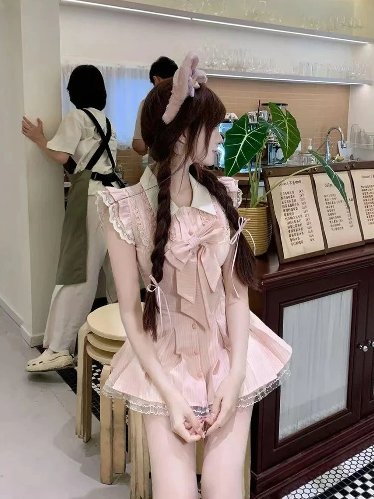 French Sweet Wind Lace Flying Sleeve Short Dress Summer Pink Lapel Bow Single-breasted Slimming Princess Puffy Dresses
French Sweet Wind Lace Flying Sleeve Short Dress Summer Pink Lapel Bow Single-breasted Slimming Princess Puffy Dresses