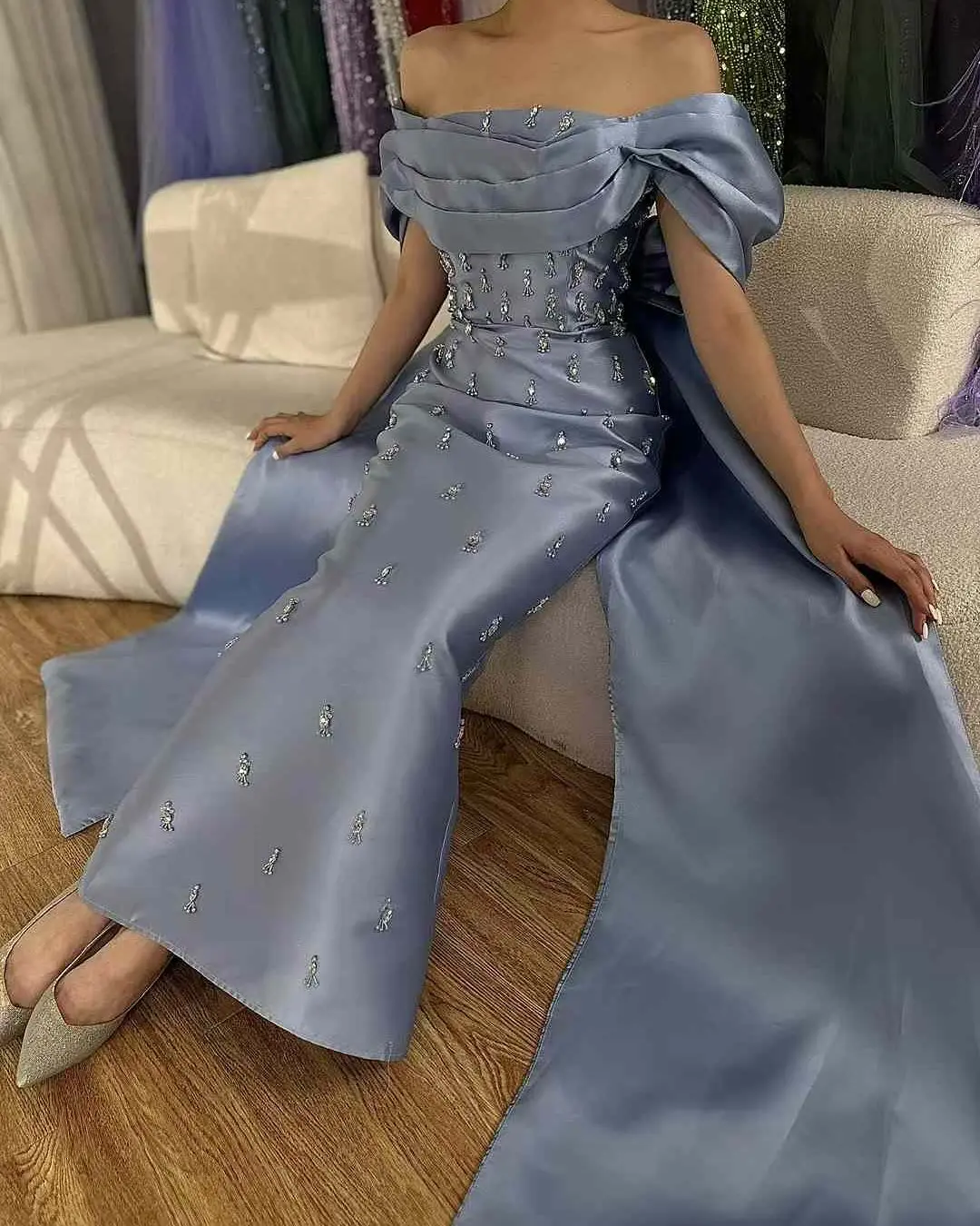 Индивидуальные вечерние платья из кристаллов для женщин 2026: роскошное платье-русалка с открытыми плечами, небесно-голубое, длинное, для выпускного вечера и торжественных мероприятий 2026
Индивидуальные вечерние платья из кристаллов для женщин 2026: роскошное платье-русалка с открытыми плечами, небесно-голубое, длинное, для выпускного вечера и торжественных мероприятий 2026