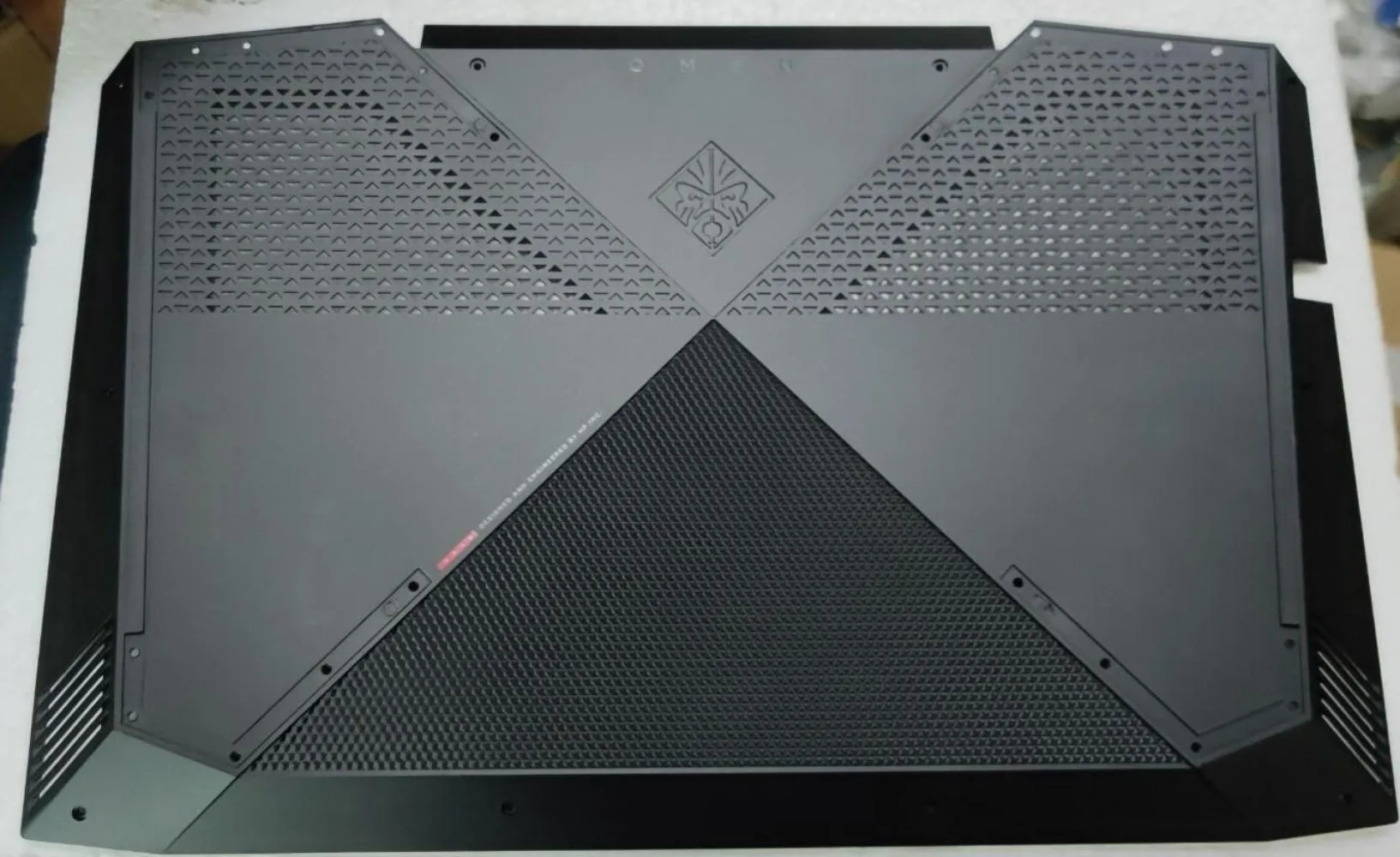New Laptop Bottom Base Case Cover For HP Omen 15-CE 15-ce019dx 15.6"
New Laptop Bottom Base Case Cover For HP Omen 15-CE 15-ce019dx 15.6"