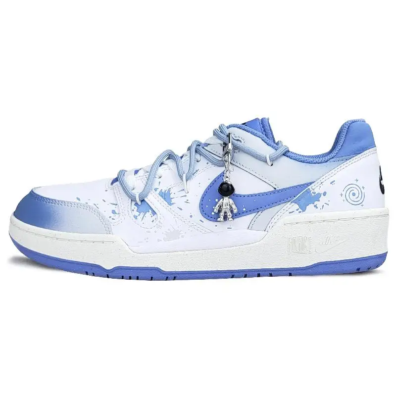 【Customize】Nike Full Force Skateboarding Shoes Men Low-top Blue/Gray/White Sneakers shoes FB1362-100
【Customize】Nike Full Force Skateboarding Shoes Men Low-top Blue/Gray/White Sneakers shoes FB1362-100