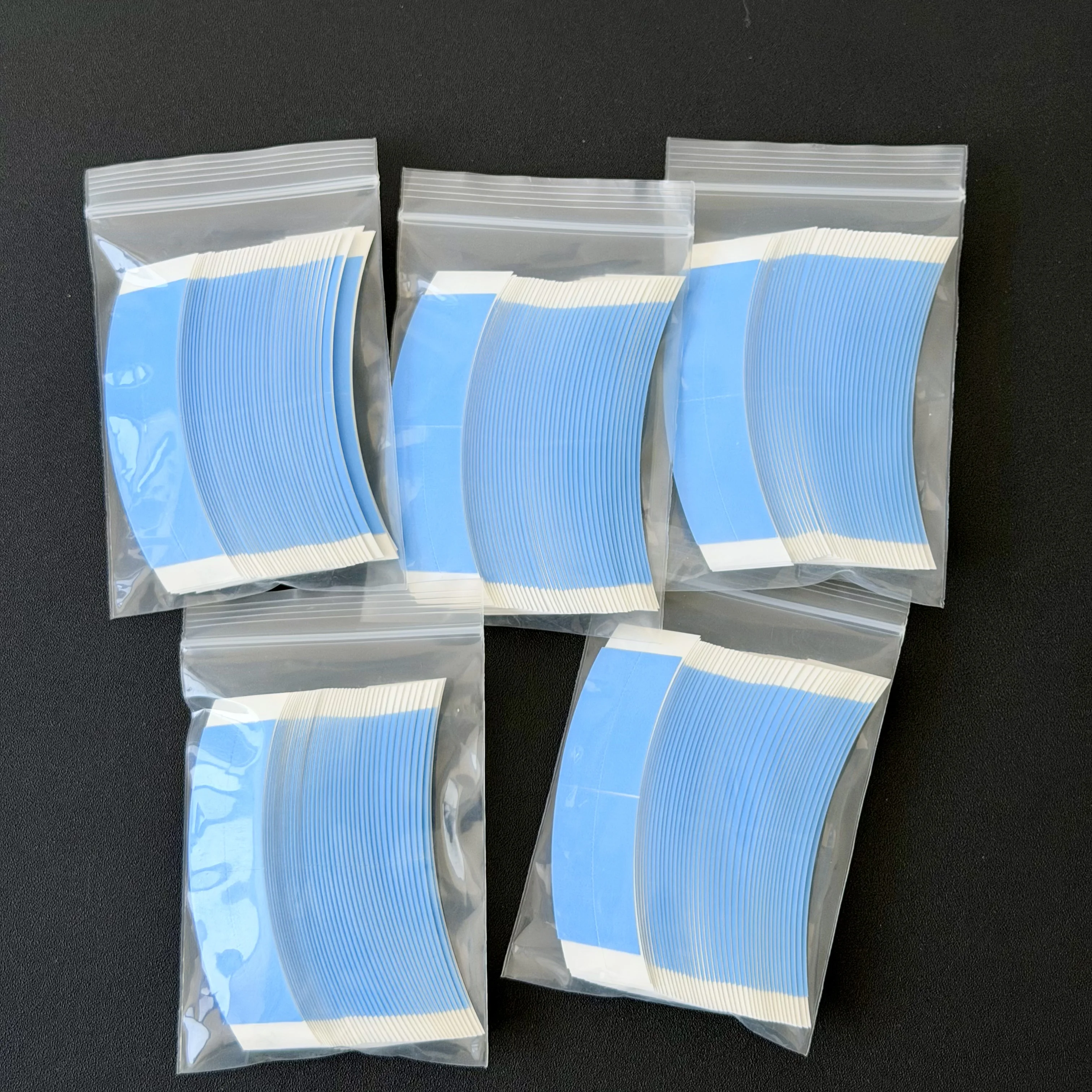36pcs/lot Supertape Waterproof Hair Tape Double Side Adhesive Super Tape For Lace Wig Toupee Replacement Hairdresser Accessories
36pcs/lot Supertape Waterproof Hair Tape Double Side Adhesive Super Tape For Lace Wig Toupee Replacement Hairdresser Accessories