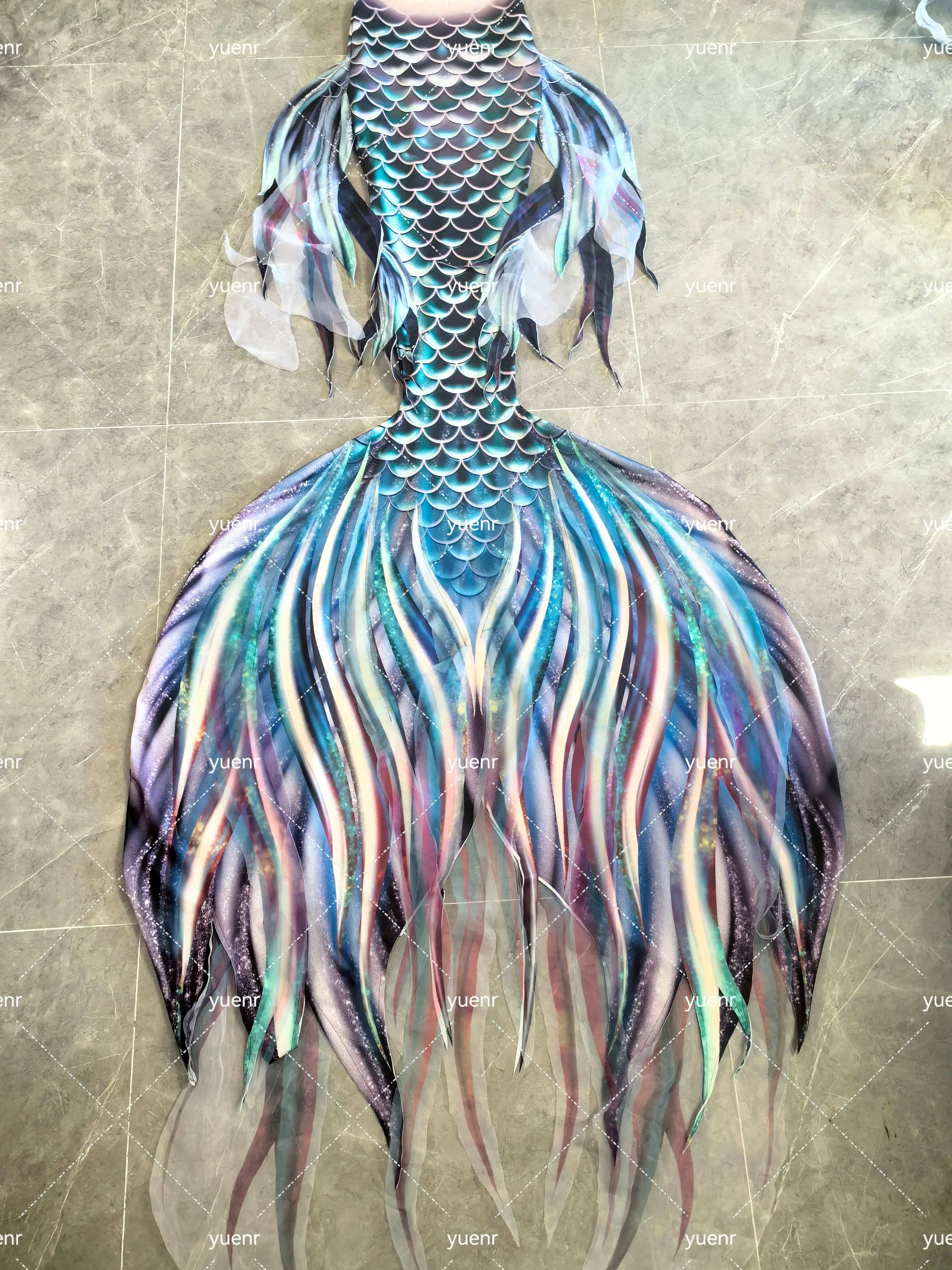 Tailored National Style Oceanarium Mermaid Swimsuit With Fluttering Gauze, Sparkling Tail, Free Diving Training, Mermaid Tail
Tailored National Style Oceanarium Mermaid Swimsuit With Fluttering Gauze, Sparkling Tail, Free Diving Training, Mermaid Tail