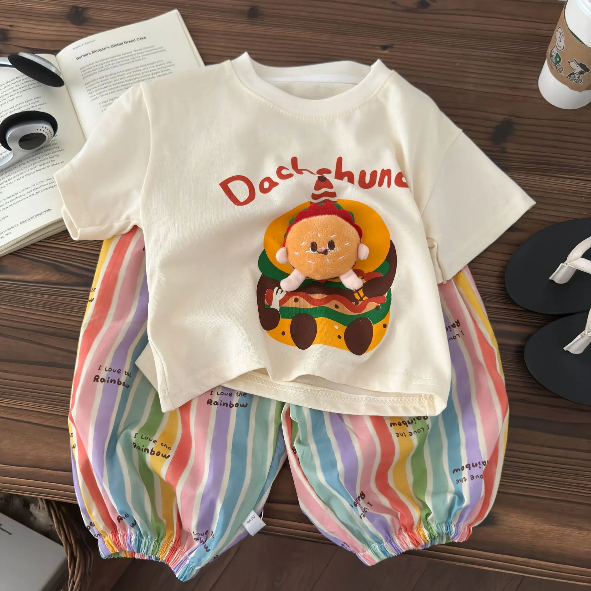Children's Casual Short Sleeve T-Shirt And Rainbow Pants Set 2025 Spring Season Cotton Material Other Pattern Other Style
Children's Casual Short Sleeve T-Shirt And Rainbow Pants Set 2025 Spring Season Cotton Material Other Pattern Other Style