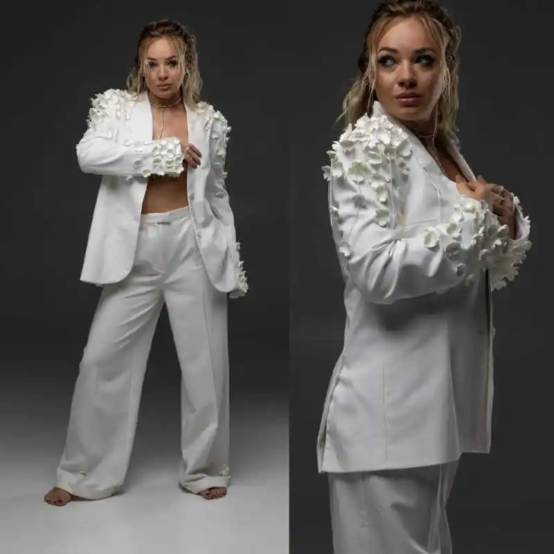 Fashionable Women Suits 2 Piece Jacket Pants Single Breasted Beads 3D Flowers Special Occasion Banquet Party Prom Customized
Fashionable Women Suits 2 Piece Jacket Pants Single Breasted Beads 3D Flowers Special Occasion Banquet Party Prom Customized