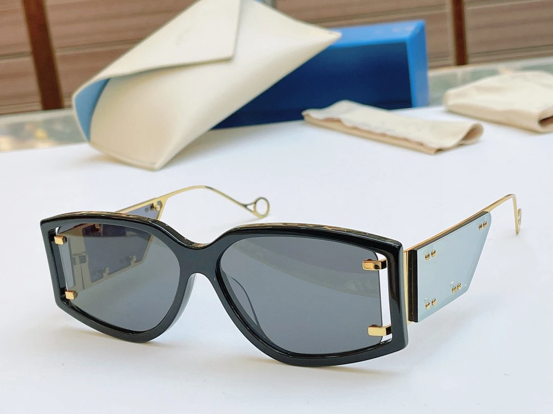 Top High Quality CLASSIFIED Size 61-16-145 Sunglasses for Men Titanium Style Fashion Design Sunglasses for Womens with box
Top High Quality CLASSIFIED Size 61-16-145 Sunglasses for Men Titanium Style Fashion Design Sunglasses for Womens with box