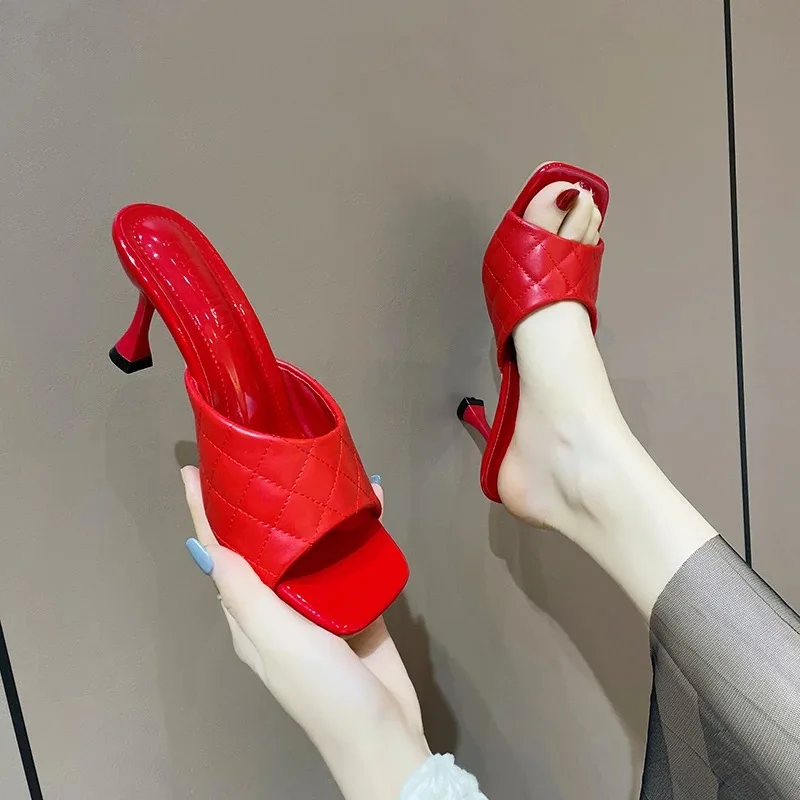 Summer New Women's Shoes Sexy Square Head Mueller Slippers for Woman Fashion High Heeled Sandals Designer Shoes Sandalias Mujer
Summer New Women's Shoes Sexy Square Head Mueller Slippers for Woman Fashion High Heeled Sandals Designer Shoes Sandalias Mujer