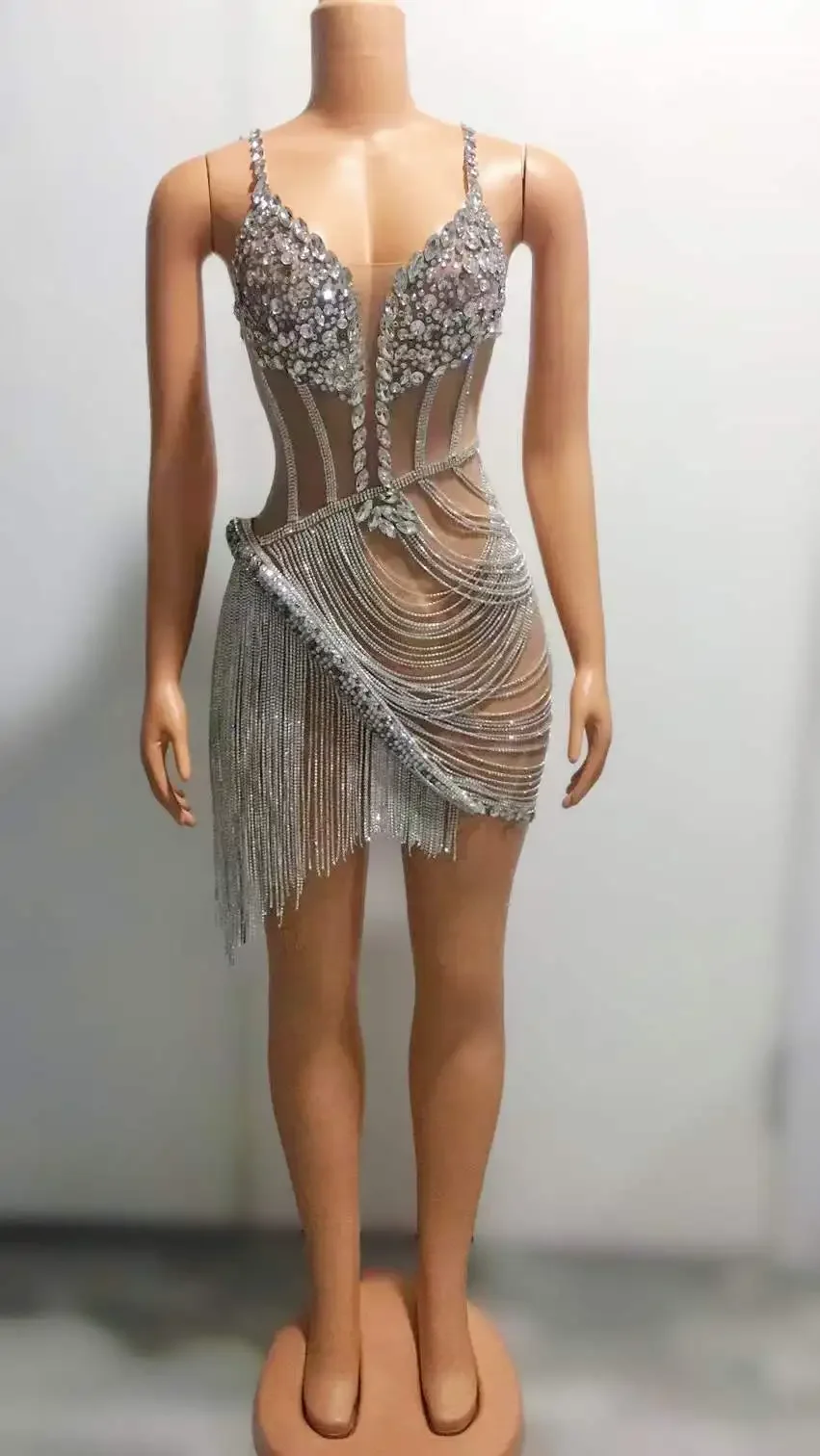 Drag Queen Costume Diamond Chain Women Dress Host Car Model Catwalk Party Nightclub Bar Female Singer DJ Stage
Drag Queen Costume Diamond Chain Women Dress Host Car Model Catwalk Party Nightclub Bar Female Singer DJ Stage