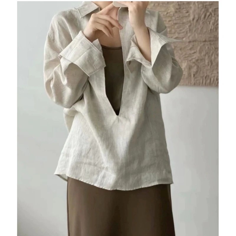 25 year spring/summer basic fashion show elegant vintage style deep V linen casual shirt
25 year spring/summer basic fashion show elegant vintage style deep V linen casual shirt