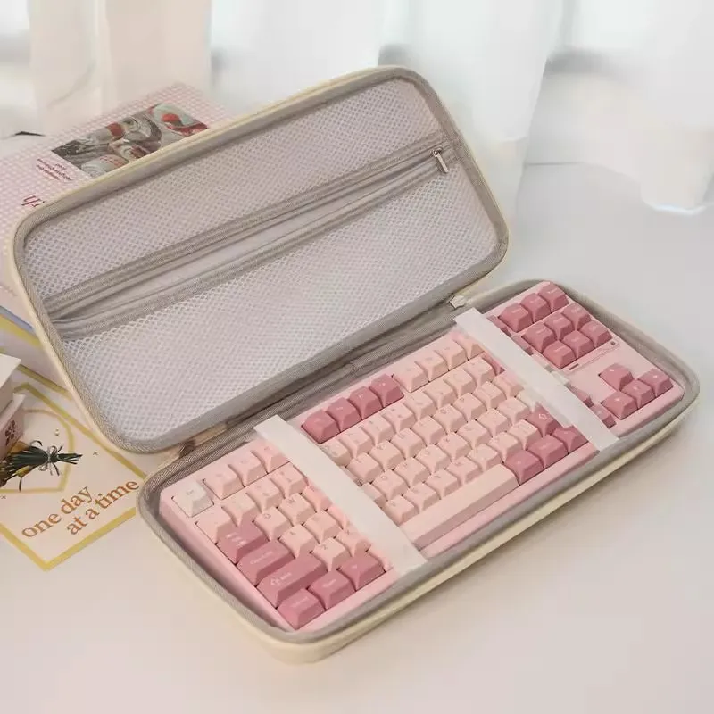 MiFuny Custom Mechanical Keyboard Storage Bag PU Leather Waterproof Case Portable Dust Case for 60/68/75/87% Gaming Keyboard
MiFuny Custom Mechanical Keyboard Storage Bag PU Leather Waterproof Case Portable Dust Case for 60/68/75/87% Gaming Keyboard