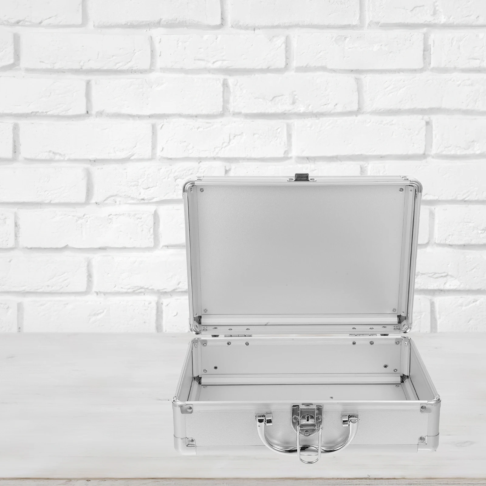 Hard Case Suitcase Tool Chest Briefcase Instrument Aluminum All-purpose Man Luggage
Hard Case Suitcase Tool Chest Briefcase Instrument Aluminum All-purpose Man Luggage
