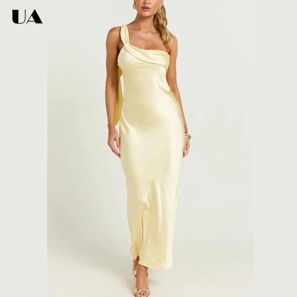 ULBYANRN Sexy Sheath Backless Prom Dress for Woman, Elegant Satin Draped Evening Dress, Customized Solid Sleeveless Party Dress
ULBYANRN Sexy Sheath Backless Prom Dress for Woman, Elegant Satin Draped Evening Dress, Customized Solid Sleeveless Party Dress