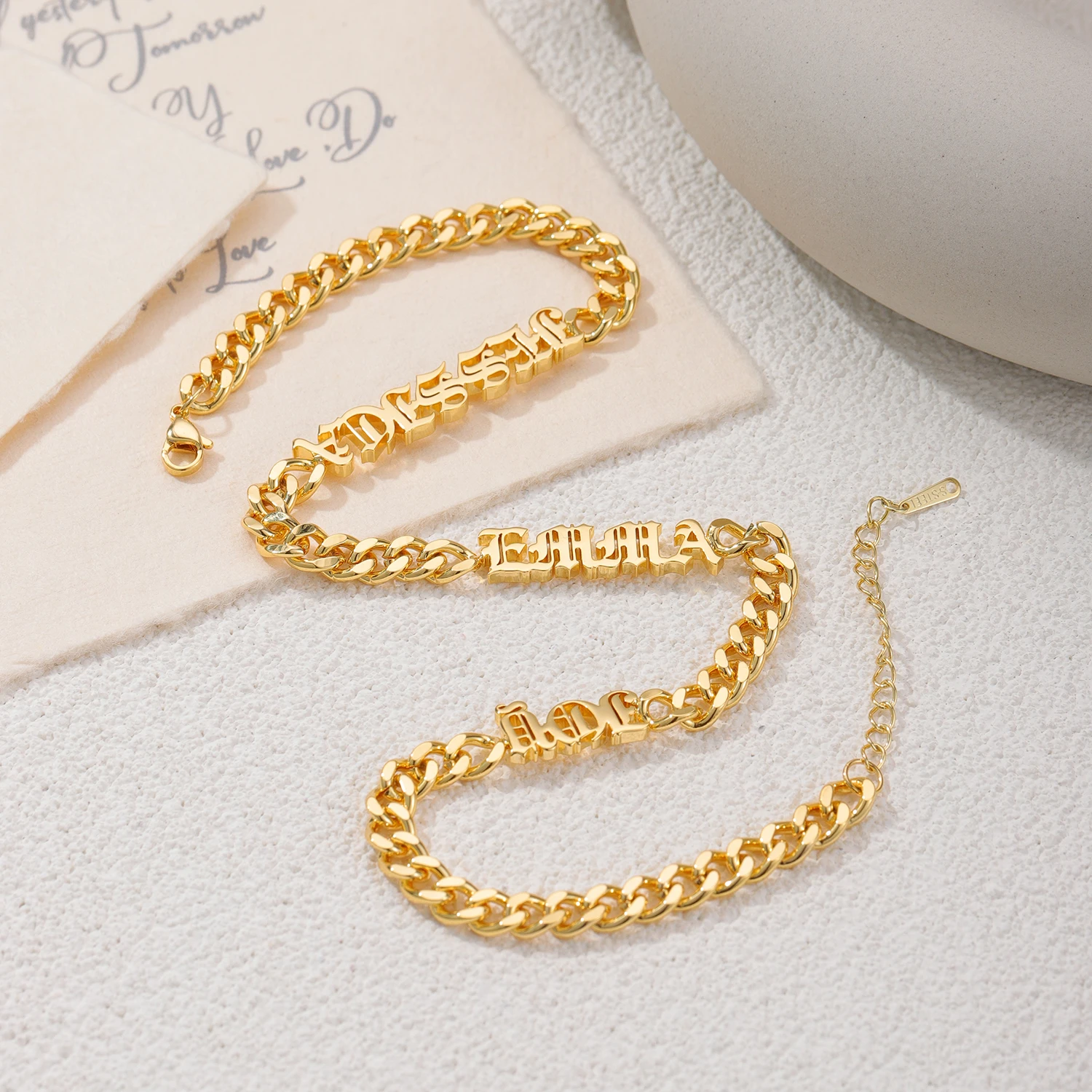 Personalized Corrosion Custom Name Necklace with Diamonds 18K Gold Plated Stainless Steel Interwoven Pattern Gift for Men Women
Personalized Corrosion Custom Name Necklace with Diamonds 18K Gold Plated Stainless Steel Interwoven Pattern Gift for Men Women