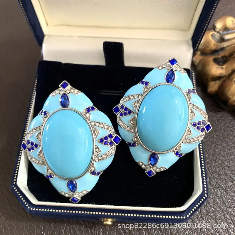 Blue Drip Glaze Stud Earrings for Women Palace Style Vintage Elegant Jewelry Medieval Fashion Aretes De Mujer
Blue Drip Glaze Stud Earrings for Women Palace Style Vintage Elegant Jewelry Medieval Fashion Aretes De Mujer