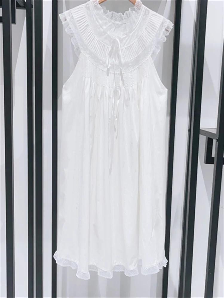French Vintage Women's White Mini Dress Sleeveless Lace Lace-Up O-Neck 100% Cotton Lady Loose Short Robe Summer 2024
French Vintage Women's White Mini Dress Sleeveless Lace Lace-Up O-Neck 100% Cotton Lady Loose Short Robe Summer 2024