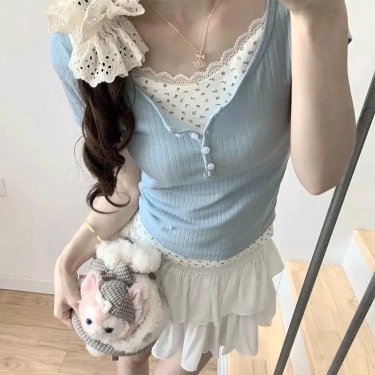 Korean Style Pure Desire Floral Print Fake Two-Piece Short Sleeve T-Shirt Women Summer Spicy Girl College Style Sweet Spicy S...
Korean Style Pure Desire Floral Print Fake Two-Piece Short Sleeve T-Shirt Women Summer Spicy Girl College Style Sweet Spicy S...